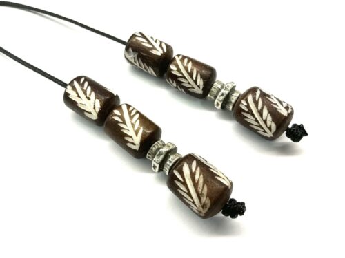 Μπεγλέρι από κόκκαλο καμήλας σκαλιστό και βαμμένο από εμάς BEG 2